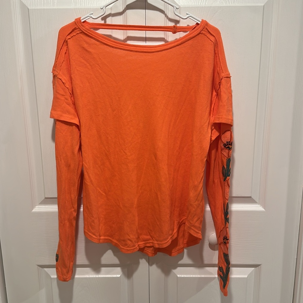 Free People Not Your Poppys Long-Sleeve Embroidered Orange Tee XS & Small - Picture 7 of 8